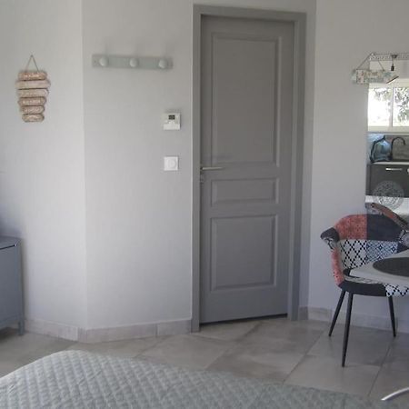 Studio Tout Confort Au Coeur Des Graves Portets Экстерьер фото